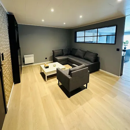 Le By Concept
